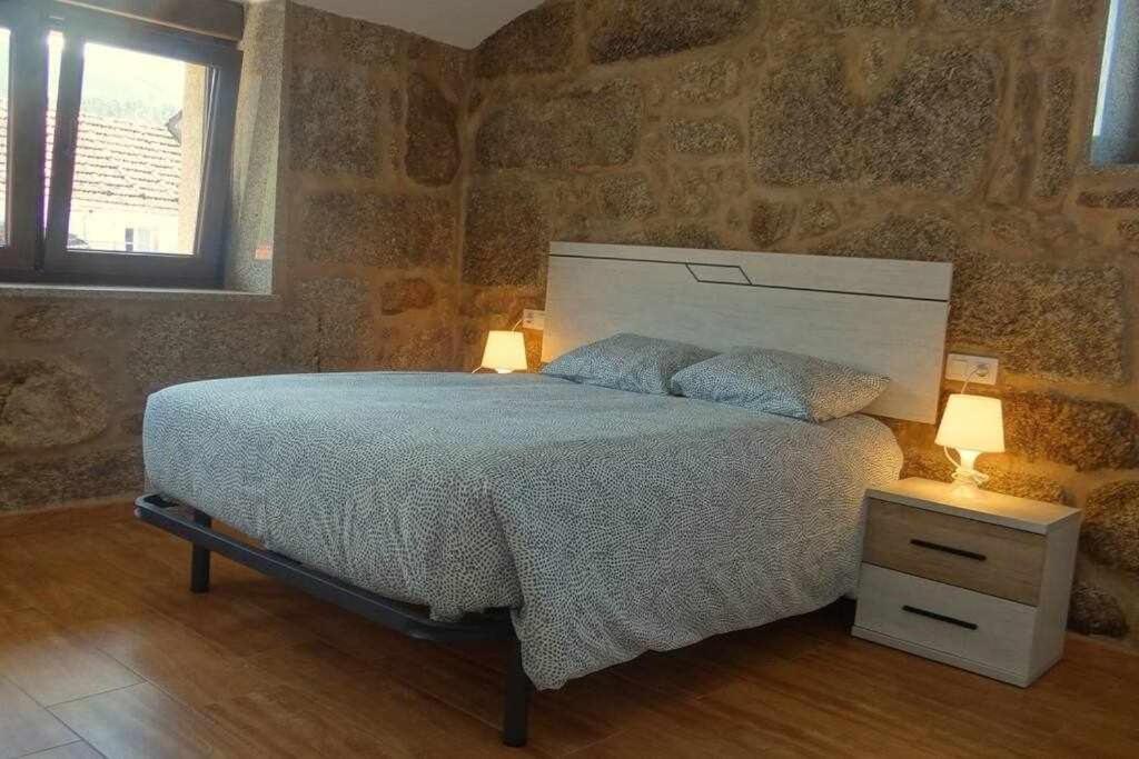 Cuberto Darriba Casa Restaurada En Canedo 카르노타 외부 사진