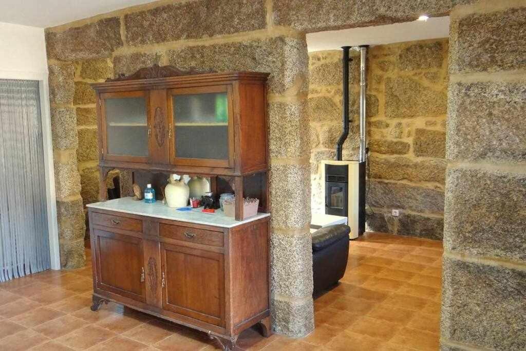 Cuberto Darriba Casa Restaurada En Canedo 카르노타 외부 사진
