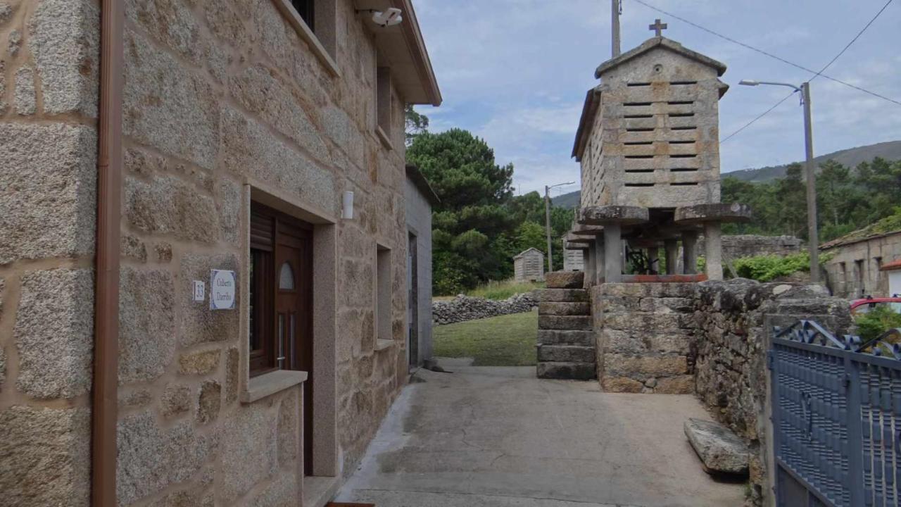 Cuberto Darriba Casa Restaurada En Canedo 카르노타 외부 사진